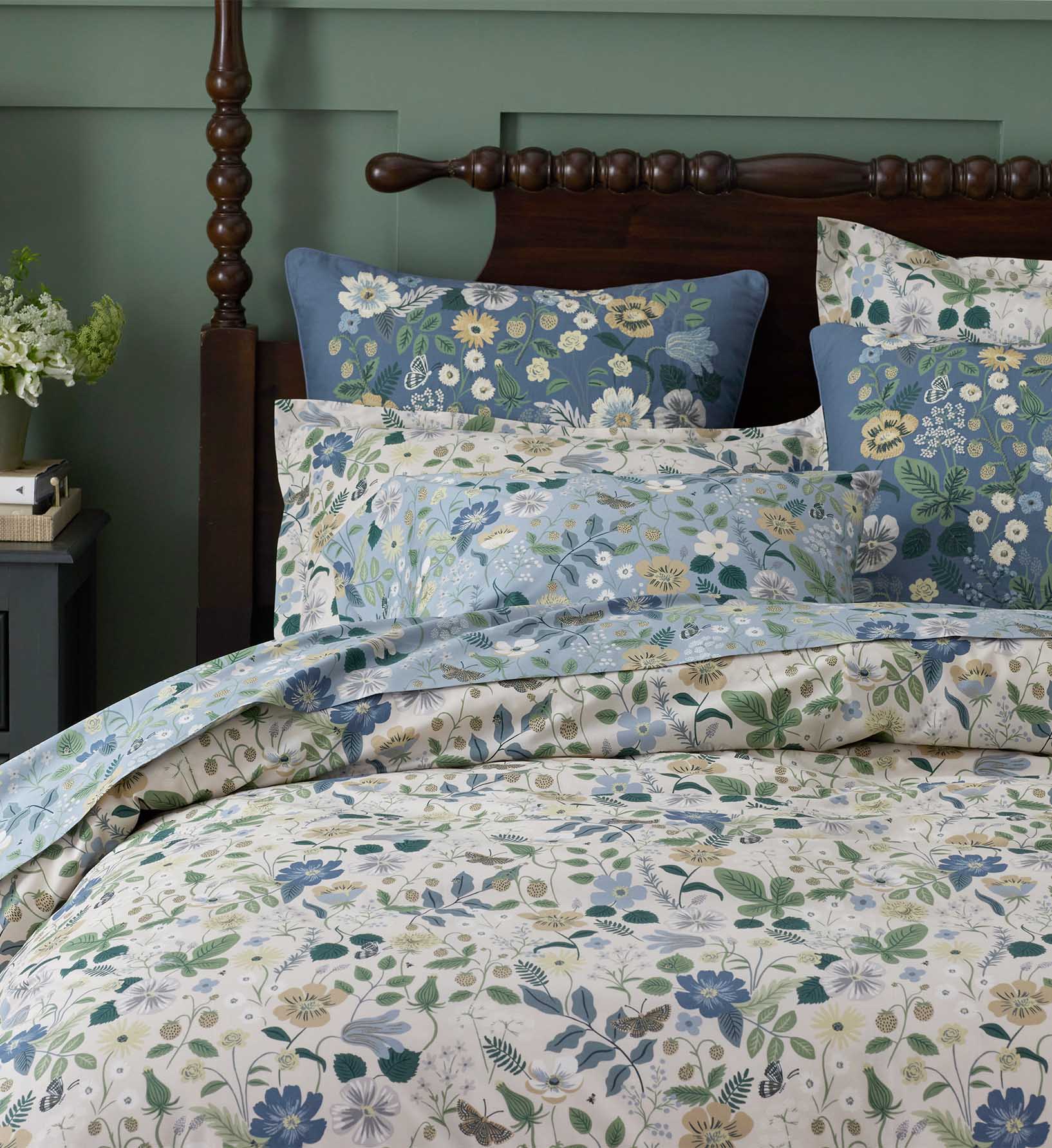 Percale Fitted Sheet - Strawberry Fields Slate - Image 4